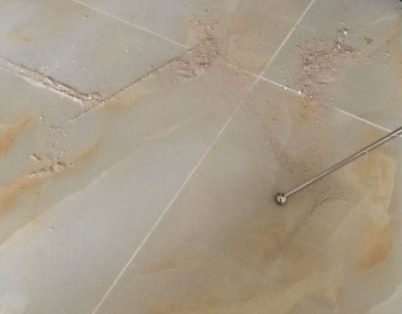 靖江瓷砖空鼓维修公司分享粘合剂选择不当在瓷砖铺贴过程中可能导致以下问题